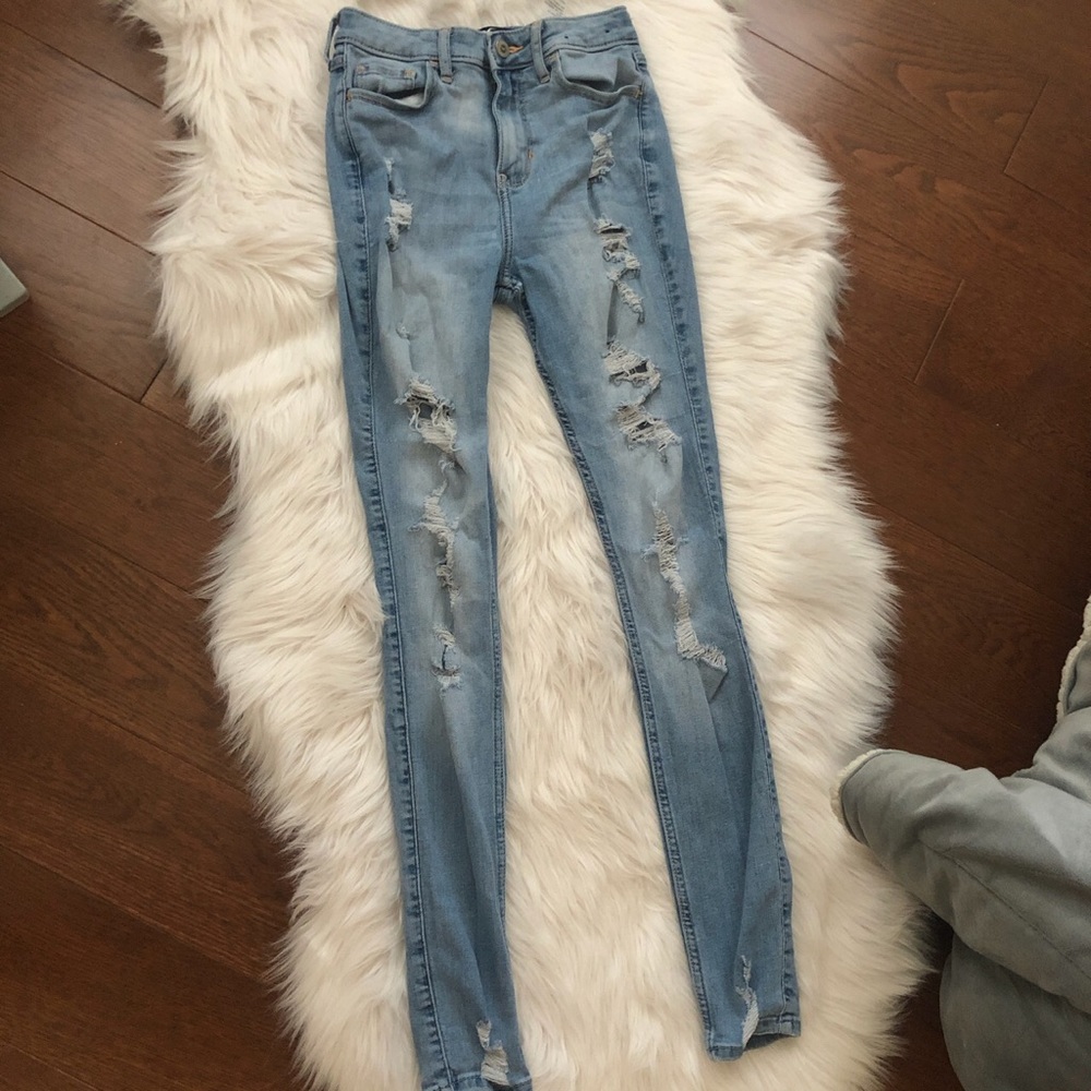 Hollister jeans